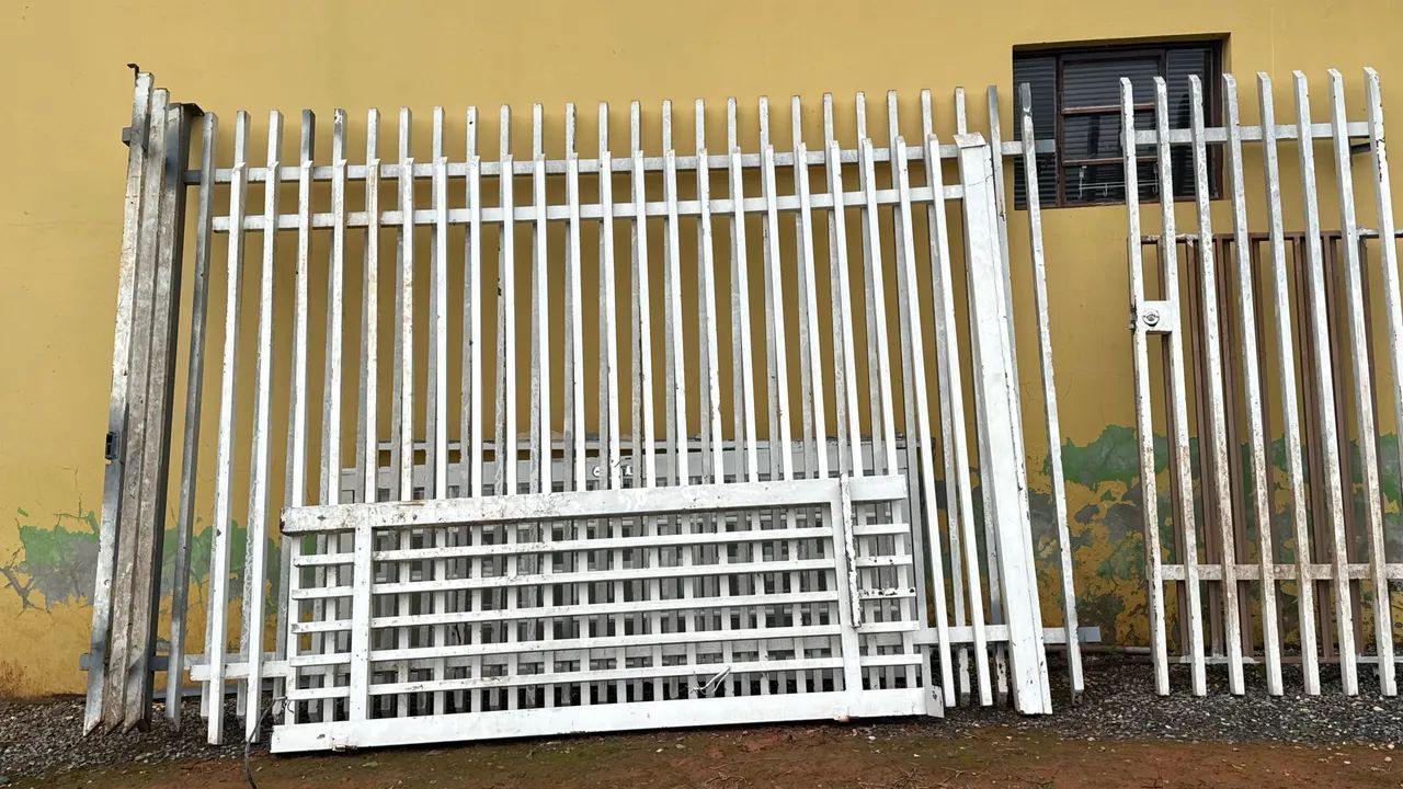 Grade e portão  - Foto 2