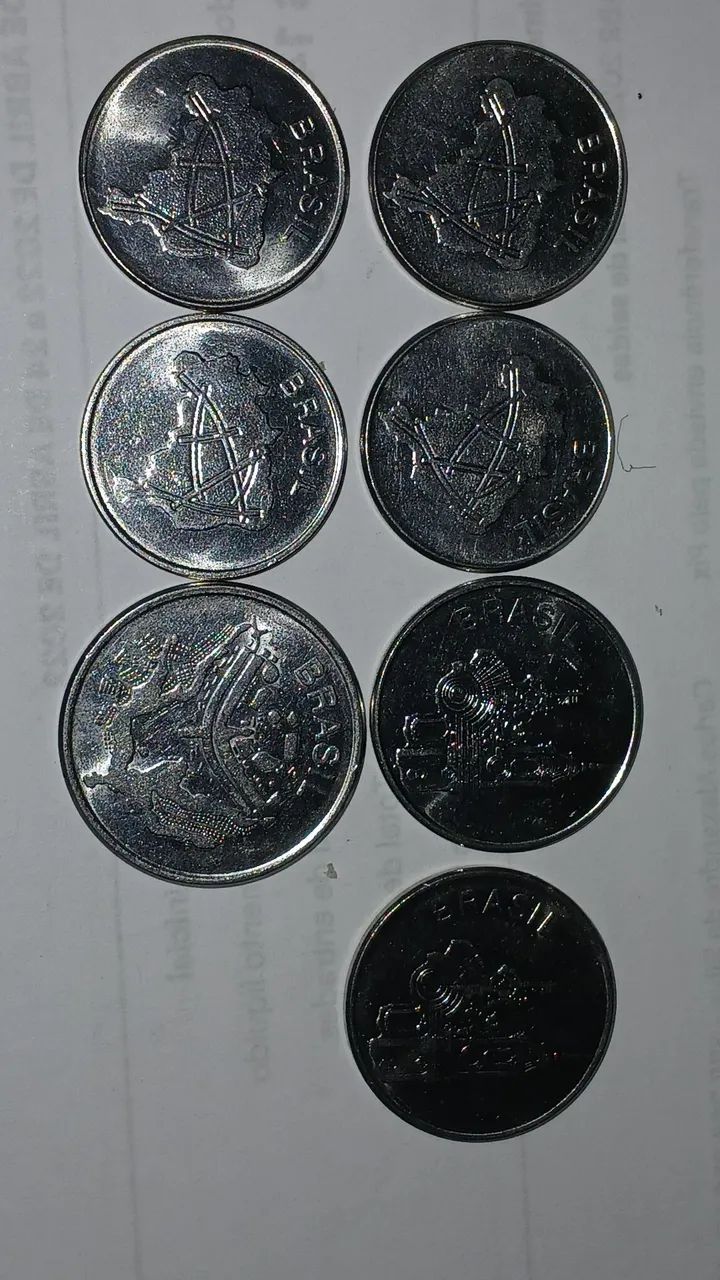 Moedas de réis e cruzeiros.de 1918 até 1981