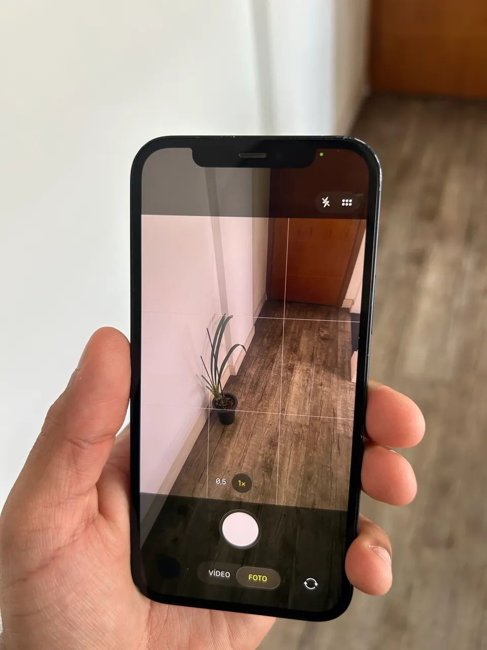 iPhone 12 - 64gb l Com avarias 