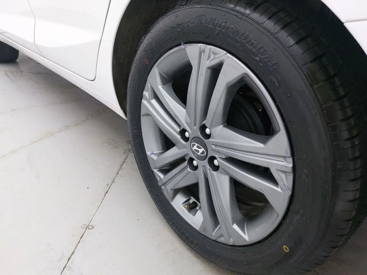 Hyundai HB20S Limited 1.0 TB Flex 12V Aut., foto 12 de 18