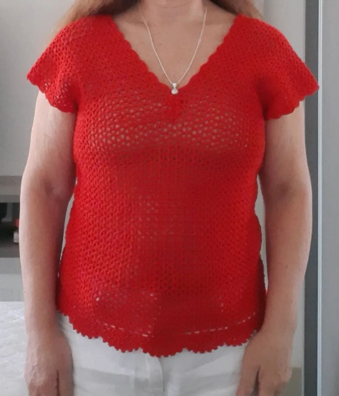 blusa em croche, veste do 40 ao 44 - Foto 2