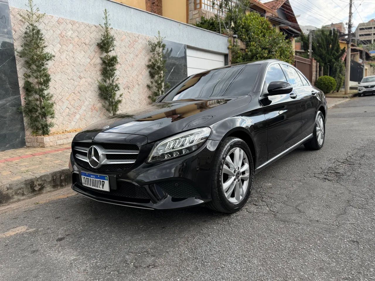 Mercedes-Benz C-200 2020
