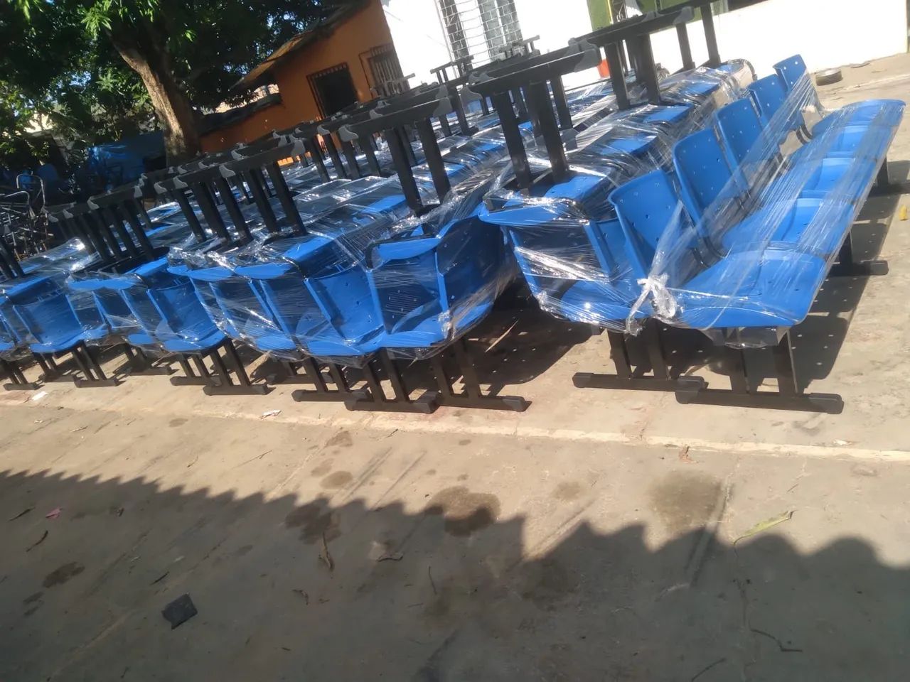 Longarina de plastico  - Foto 4