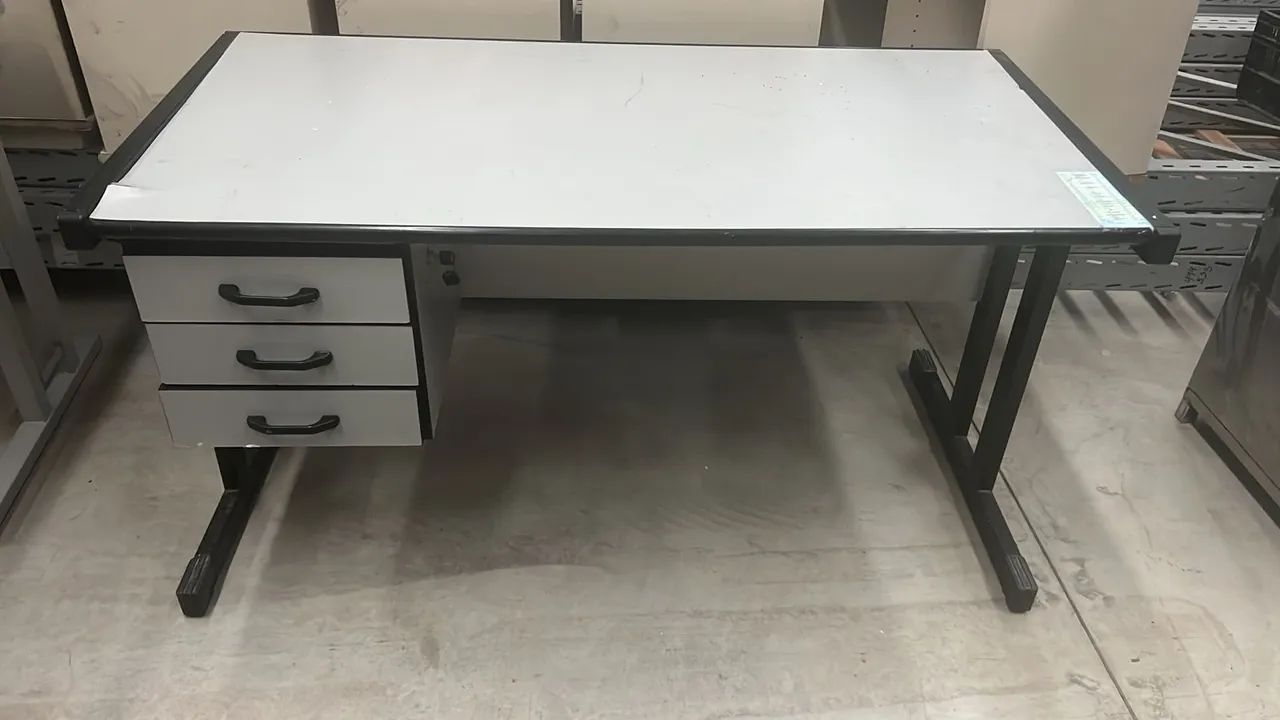Mesa para escritório 