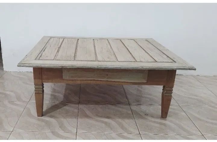 Mesa de centro rústica