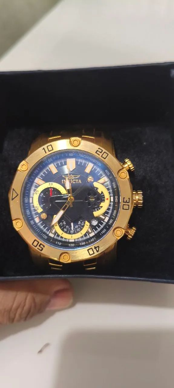 vendo relógio original invicta novíssimo , comprei e usei 2 vezes somente 