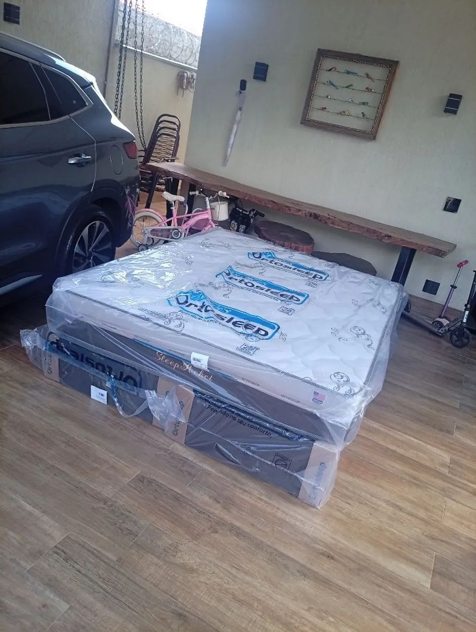 Cama Queen box e colchão 