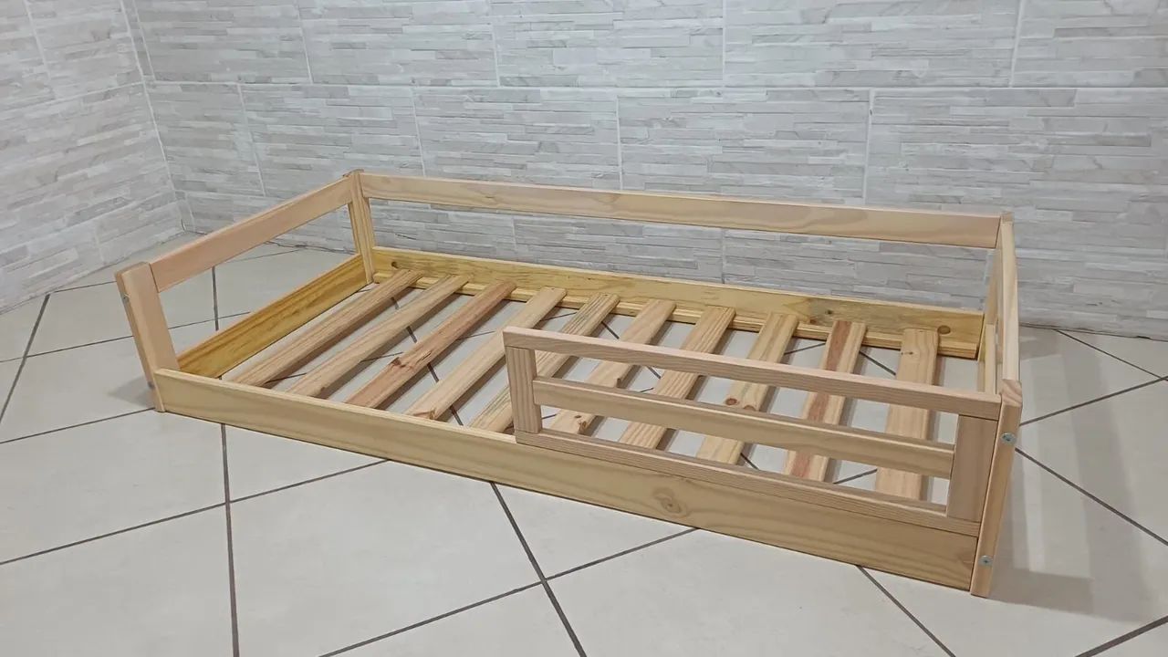Cama reforçada montessoriana