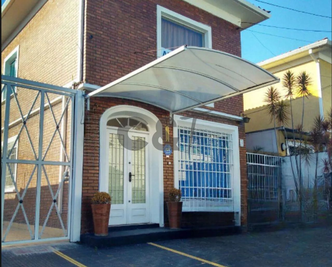 Sobrado Comercial - 6 Salas para Alugar em Moema - São Paulo/SP