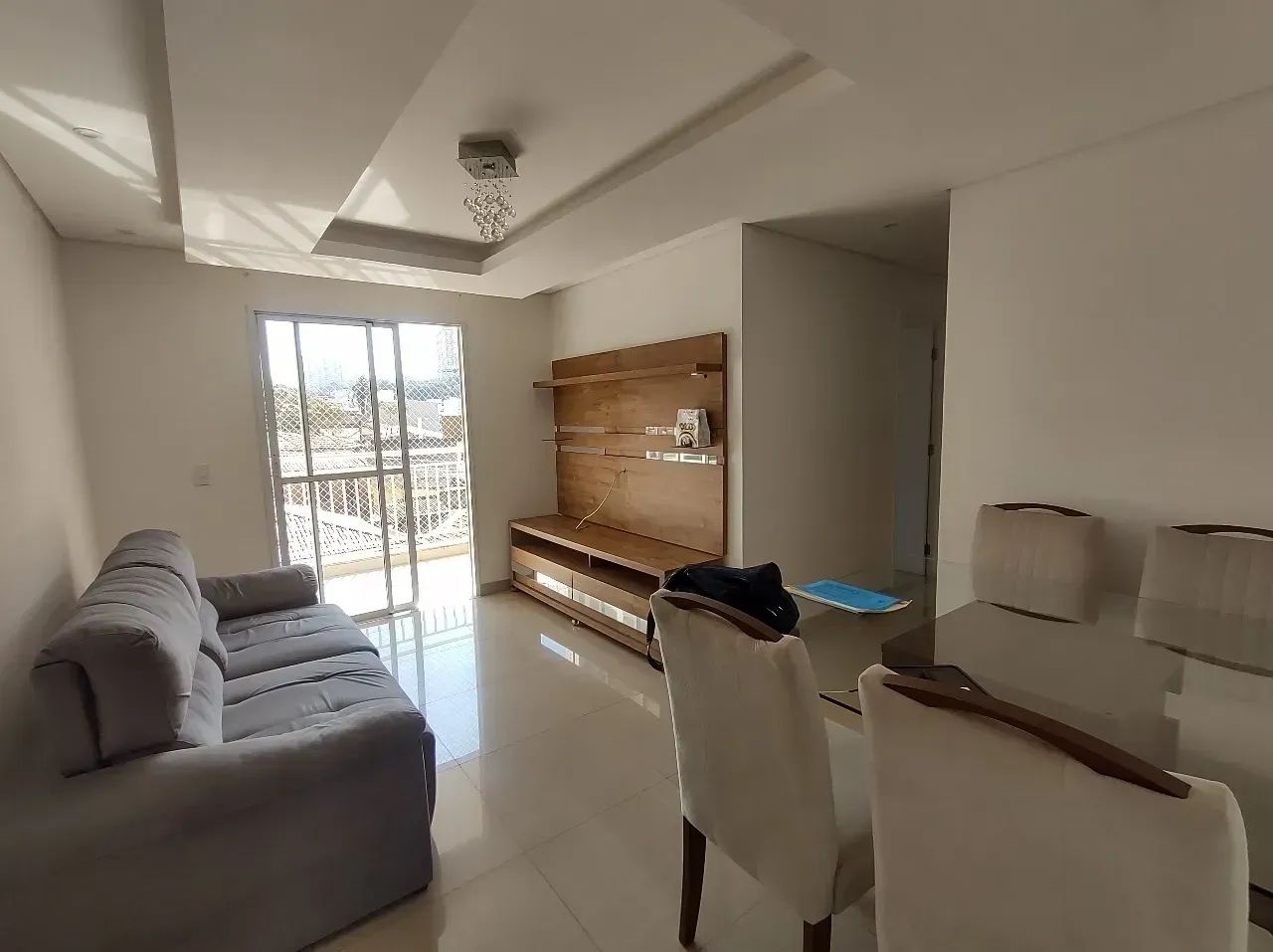 Apartamento com 3 dorms,sendo uma suíte, 76m² no centro de Taboão da Serra - SP - Foto 2