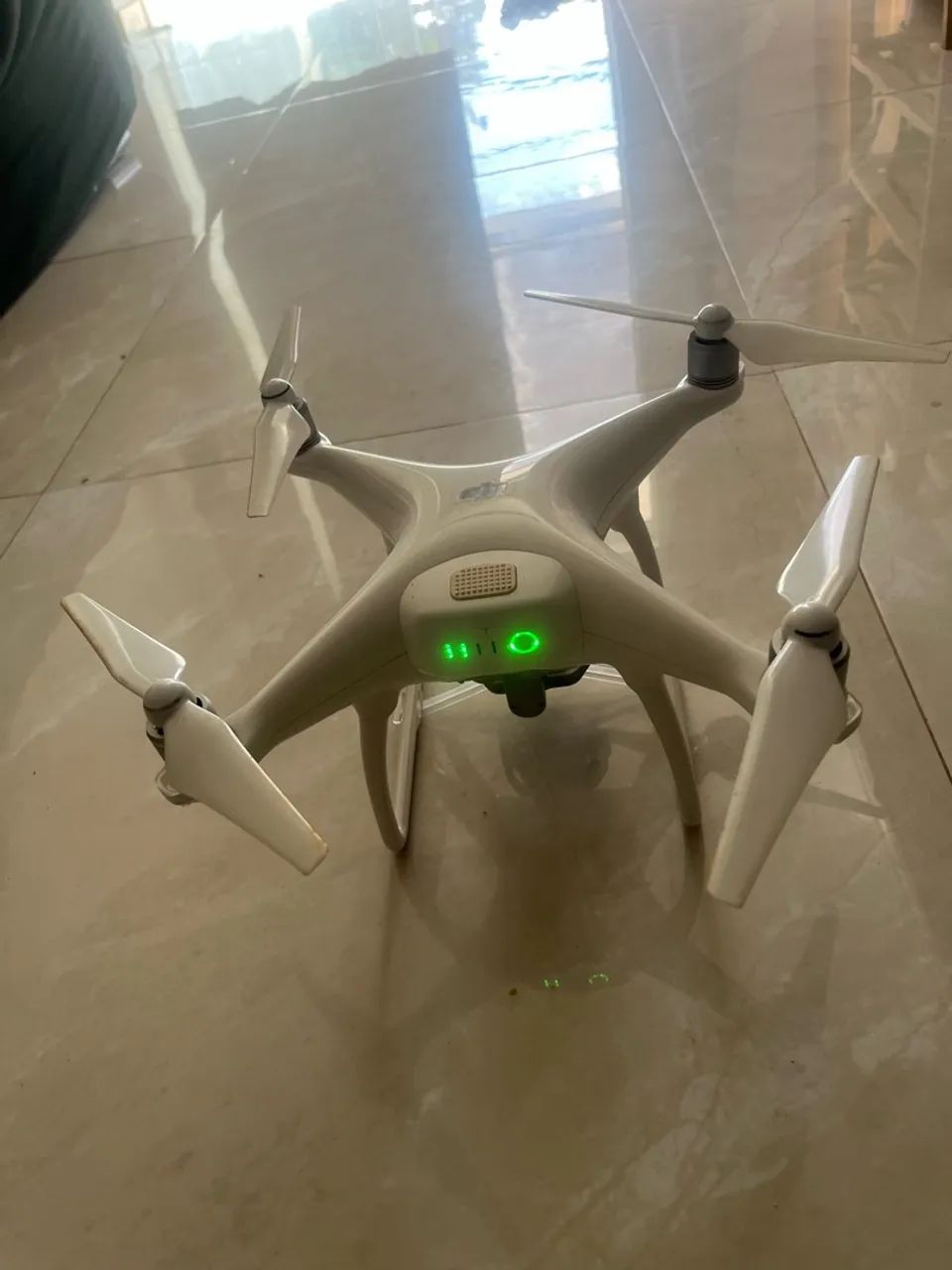 DRONE DJI PHANTON 4