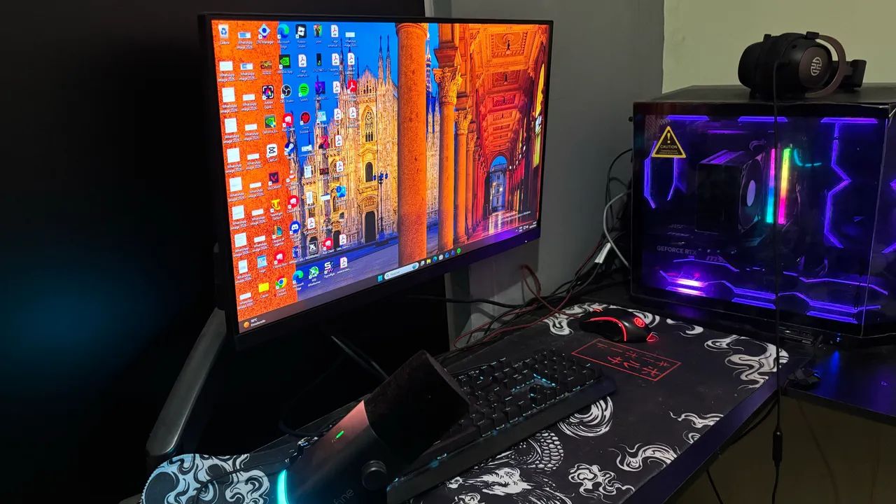 Monitor aoc 180hz 0,5 ms IPS  - Foto 2