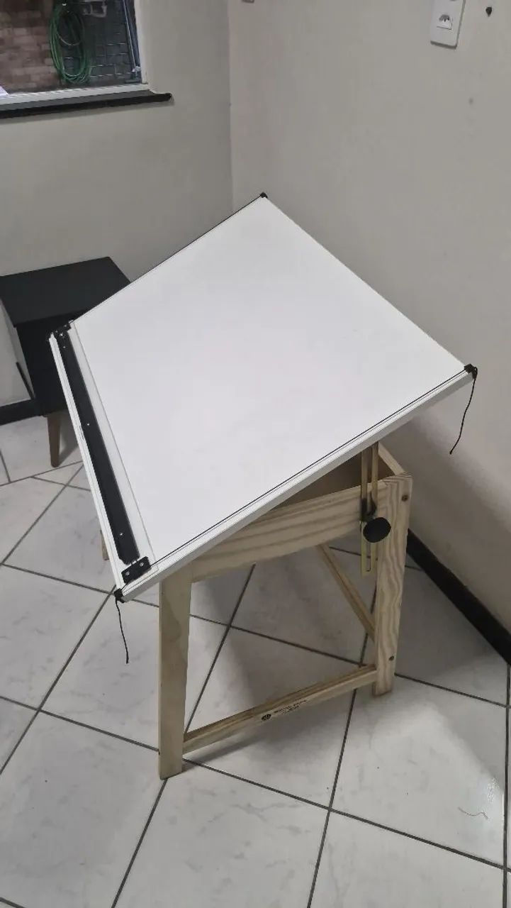Prancheta de desenho marca Trident tamanho A2 - Foto 3