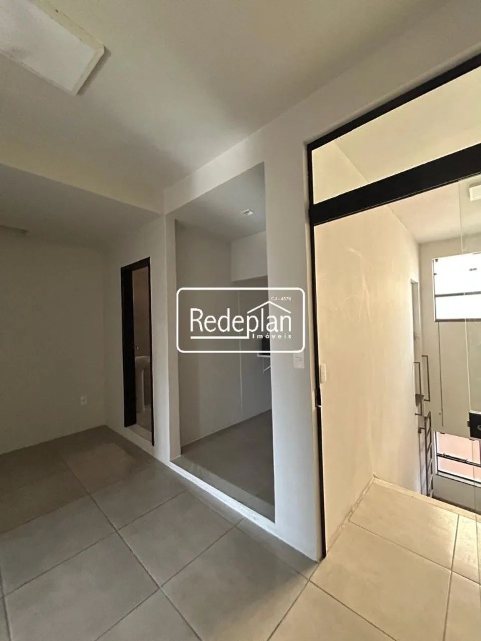 Sala Comercial no bairro Aterrado em Volta Redonda! - Foto 2