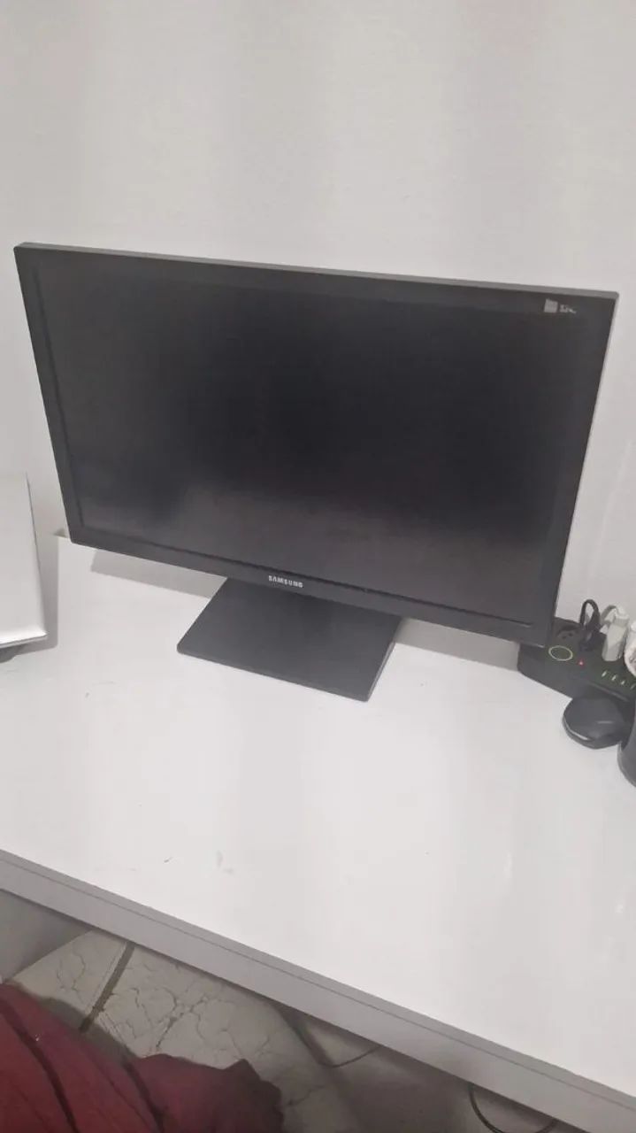 Monitor Samsung Full HD - Excelente estado