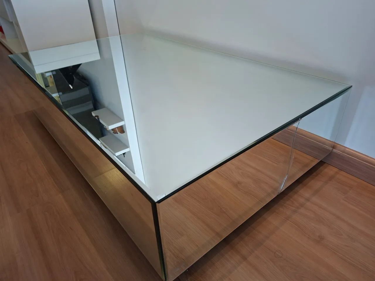 Mesa Espelhada de Centro