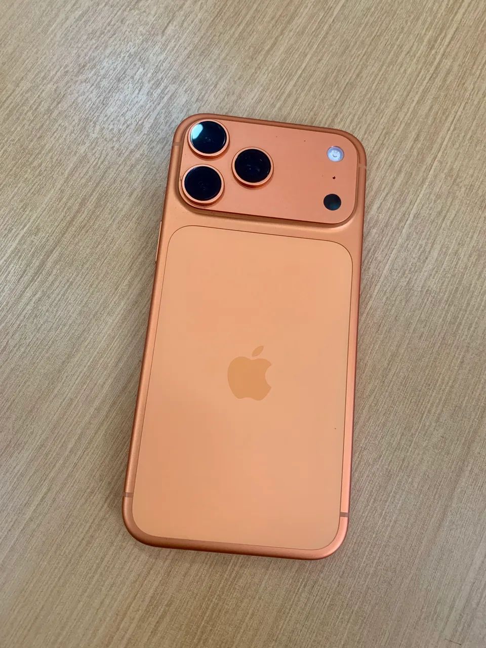 Vendo/Troco iphone 17 Pro Max na garantia Apple 