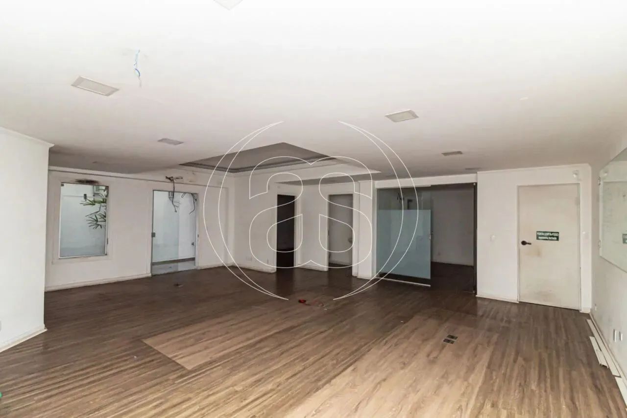 Oportunidade Comercial Imperdível em Moema: Prédio Monousuário com 665m², 8 Banheiros e 10 - Foto 6