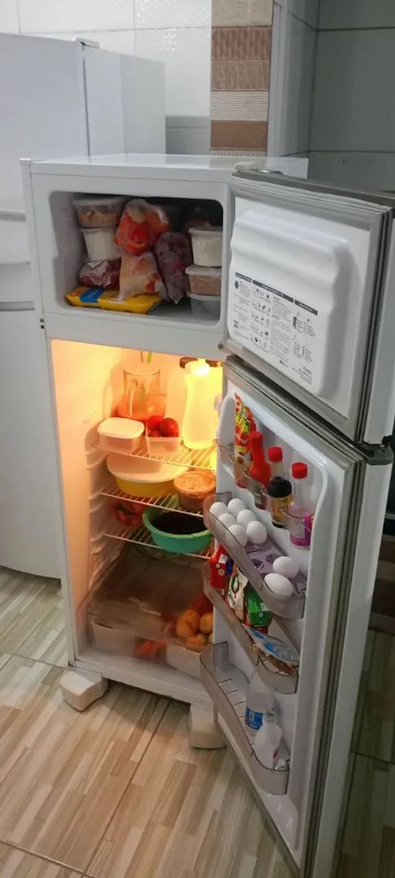 Vendo geladeira  - Foto 5