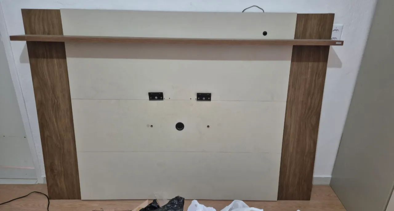 PAINEL PARA TV ATÉ 60 POLEGADAS COM LED