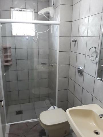 Apto em Itapema de 2 quartos com ar, 30 m do mar. garagem. 300 a diaria - Foto 8