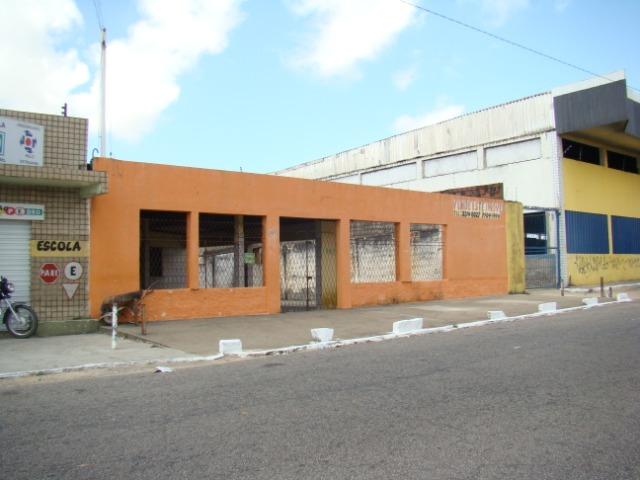 Vende-se um terreno no bairro de Panatis