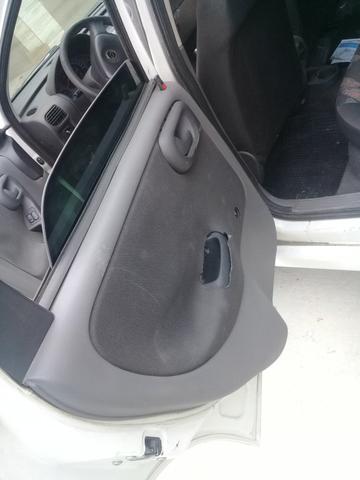 Corsa 2005 - Foto 3