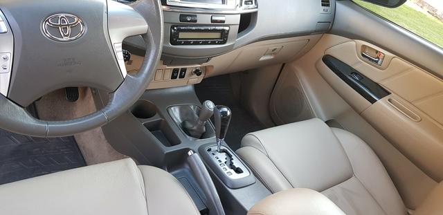 Hilux SW4 SRV 3.0 Diesel 4x4 - Foto 10