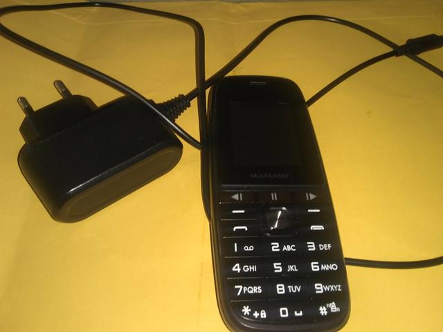 Celular *