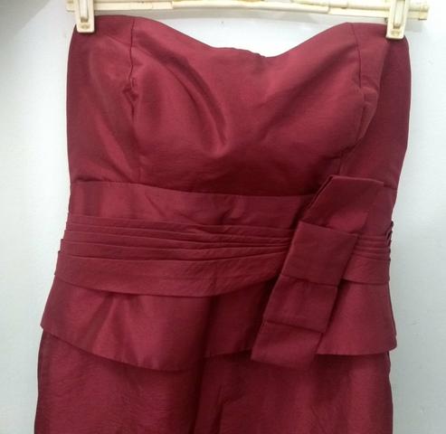 Vestido acetinado Marsala de festa Curto Tam 40 - Foto 2