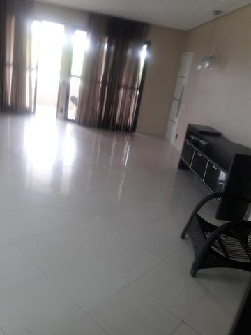 Excelente Apto. de 4 suítes sendo uma Master com Closet na Ponta Negra. - Foto 20