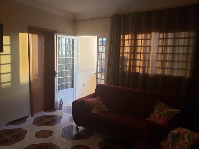 Vendo Excelente Sobrado com 02 Casas. Localizada na QNO 15. Setor "O" - Foto 8