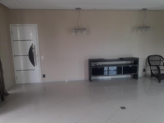 Excelente Apto. de 4 suítes sendo uma Master com Closet na Ponta Negra. - Foto 10