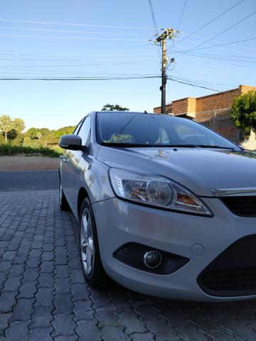 Ford Focus GLX 1.6 Hatch - Foto 4