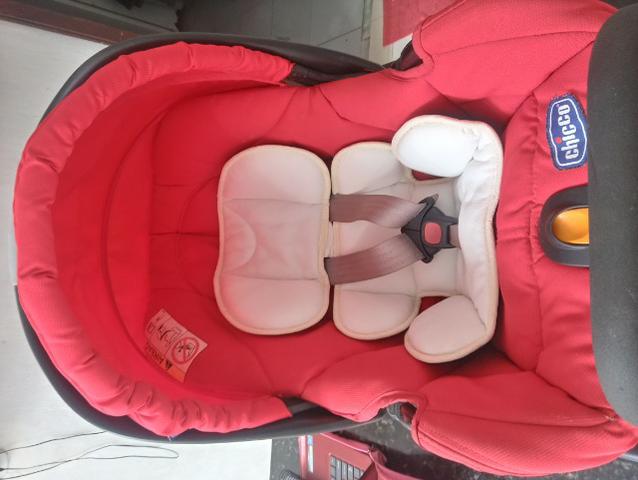 Bebê conforto com base da Chicco - Foto 2