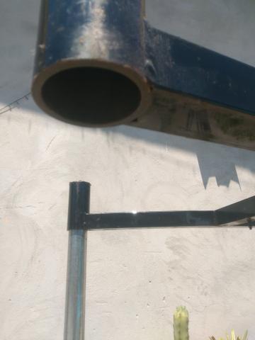 Vendo estruturas de ferro reforçado e desmontável. Tipo mesa !! $35,00.!! - Foto 3