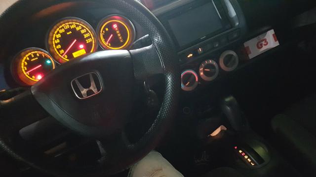 Honda fit 2008
