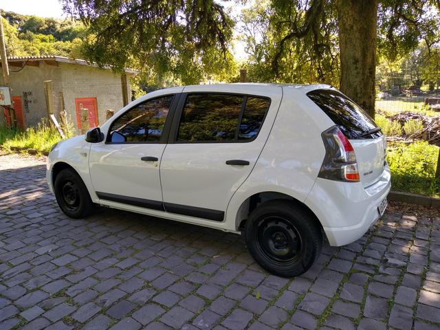 Sandero Expression 2014, Fipe R$26.400 - Foto 3