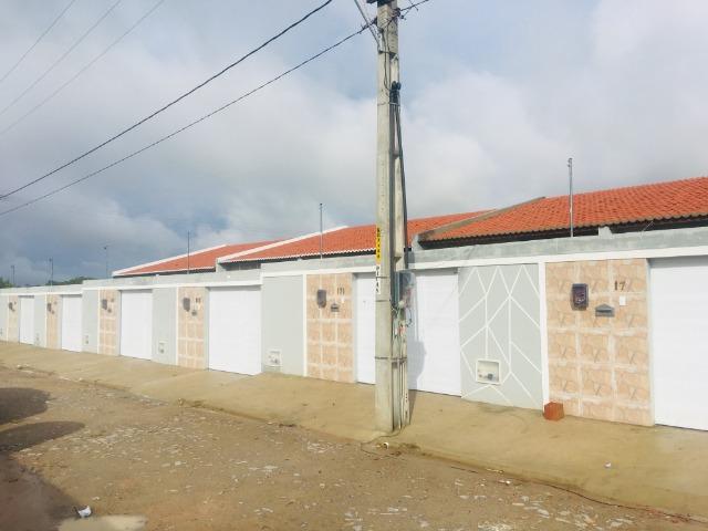 Documentação Inclusa: 2 quartos, 2 wcs, garagem, sala, coz americana, quintal, área serviç - Foto 13