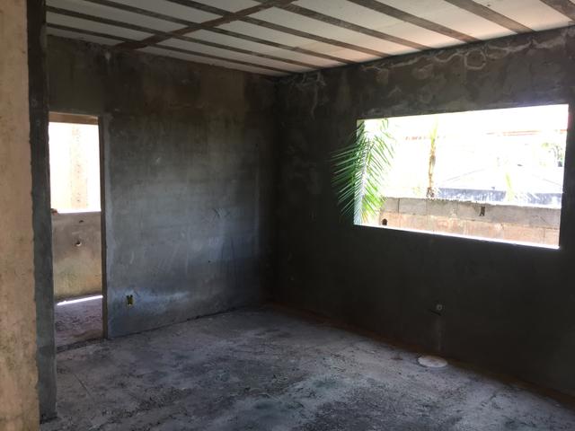 Casa inacabada de 3 qtos na entrada da Arniqueiras quadra 4 - Foto 9
