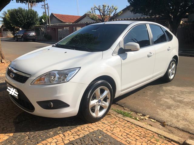 Focus GLX 2.0 - 2011/2012 - Automático