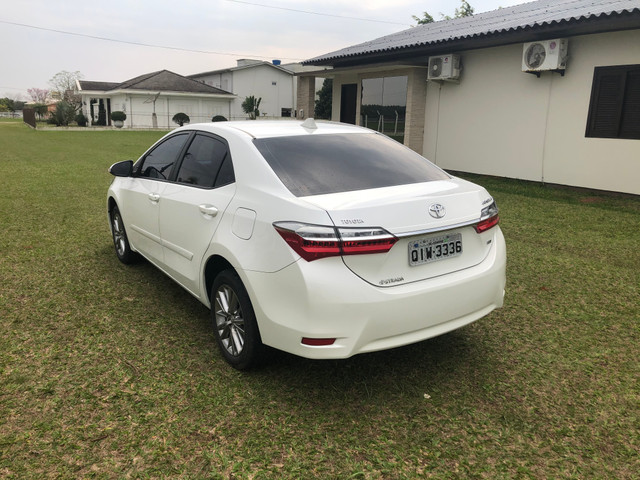 Toyota Corolla gli upper 2019 automático branco pérola - Foto 3