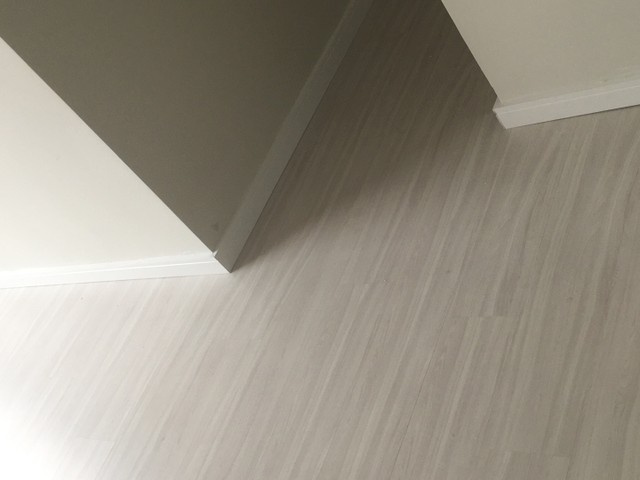 Serviço de instalação e reparos Piso Laminado, Vinílico e Rodapés  - Foto 3