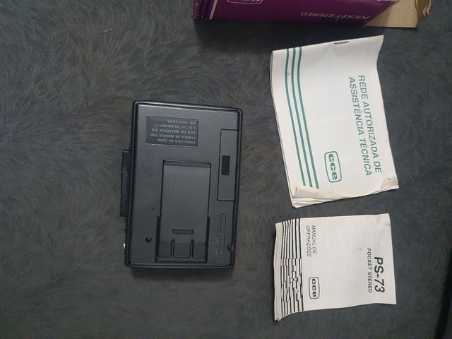 antiguidade walkman CCE PS 73 original caixa  manual - Foto 4