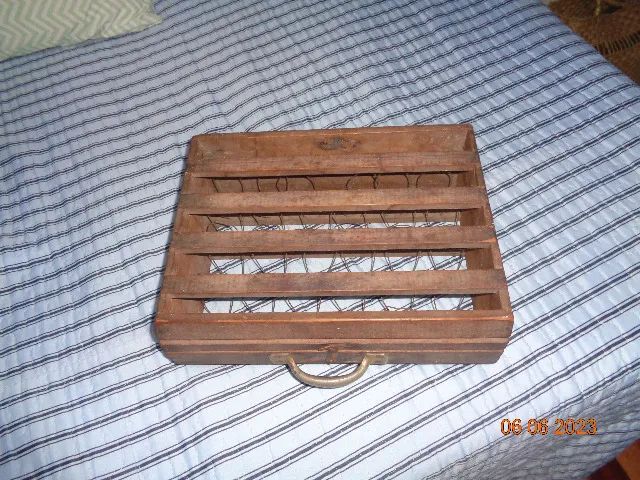 Antiga Maleta Porta Ovos - Foto 3