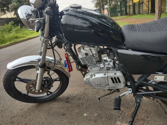 Suzuki Intruder em São José Dos Pinhais