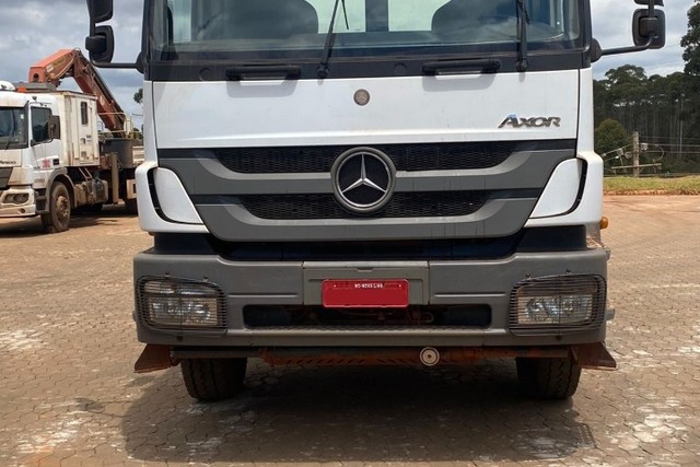$ Caminhão MB3131 6x4