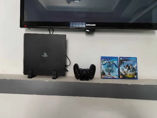 PS4 PRO 1T (OPORTUNIDADE) - Videogames - Parque Residencial Jardim Araruna,  Bauru 1252889963