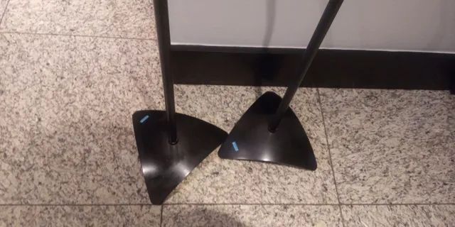 Par de pedestais para caixa acústica marca Airon Flex.  - Foto 2