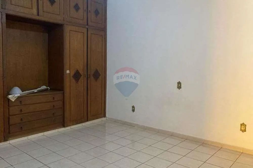 Sobrado com 254 m2 no Bairro São Luiz em Ribeirão Preto - SP - Foto 13